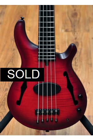 Mensinger Joker Bass 5p Hollowbody 2 Tone Redburst Transparent Mensinger Joker Bass 5p Hollowbody 2 Tone Redburst Transparent